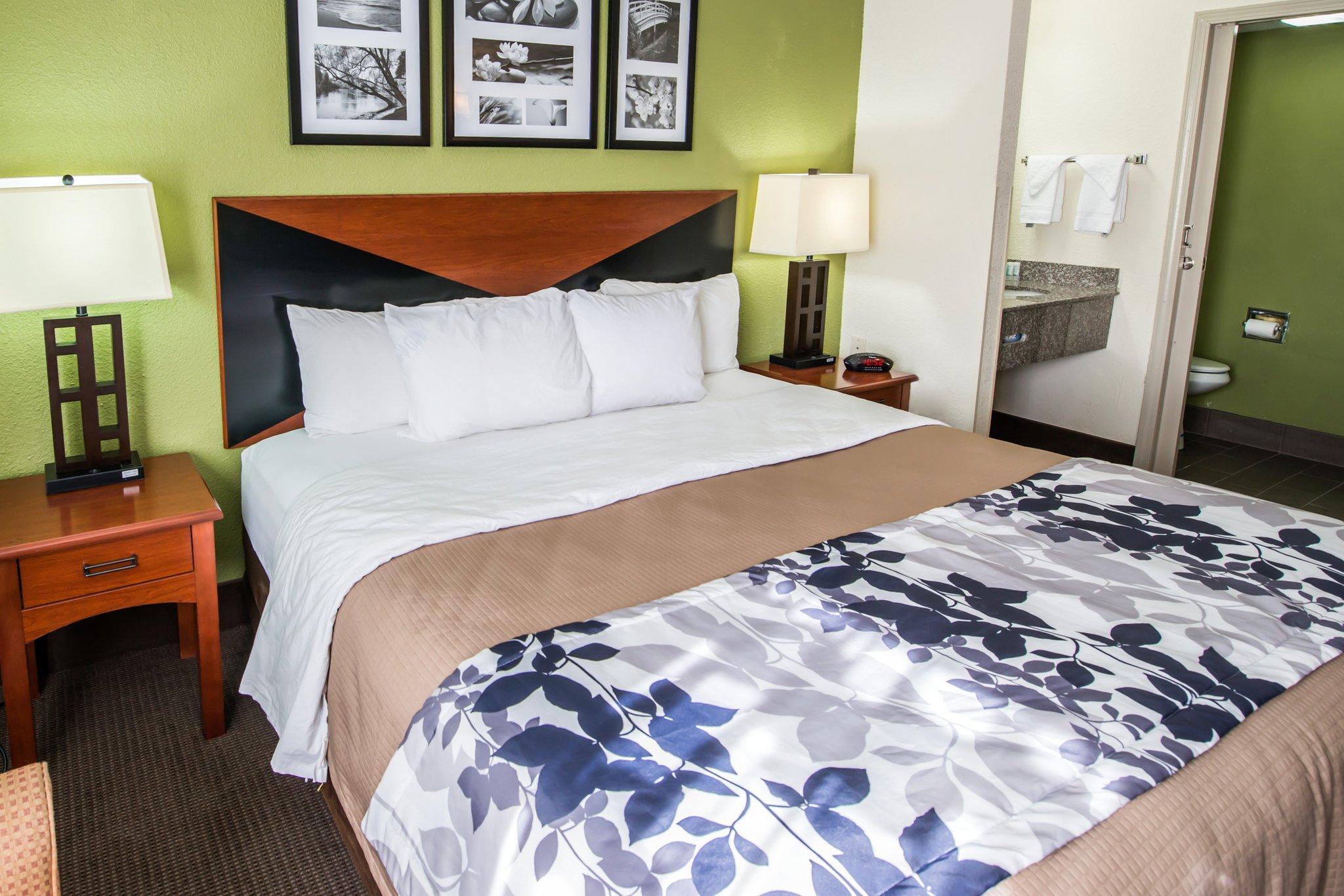 Sleep I-40 Inn